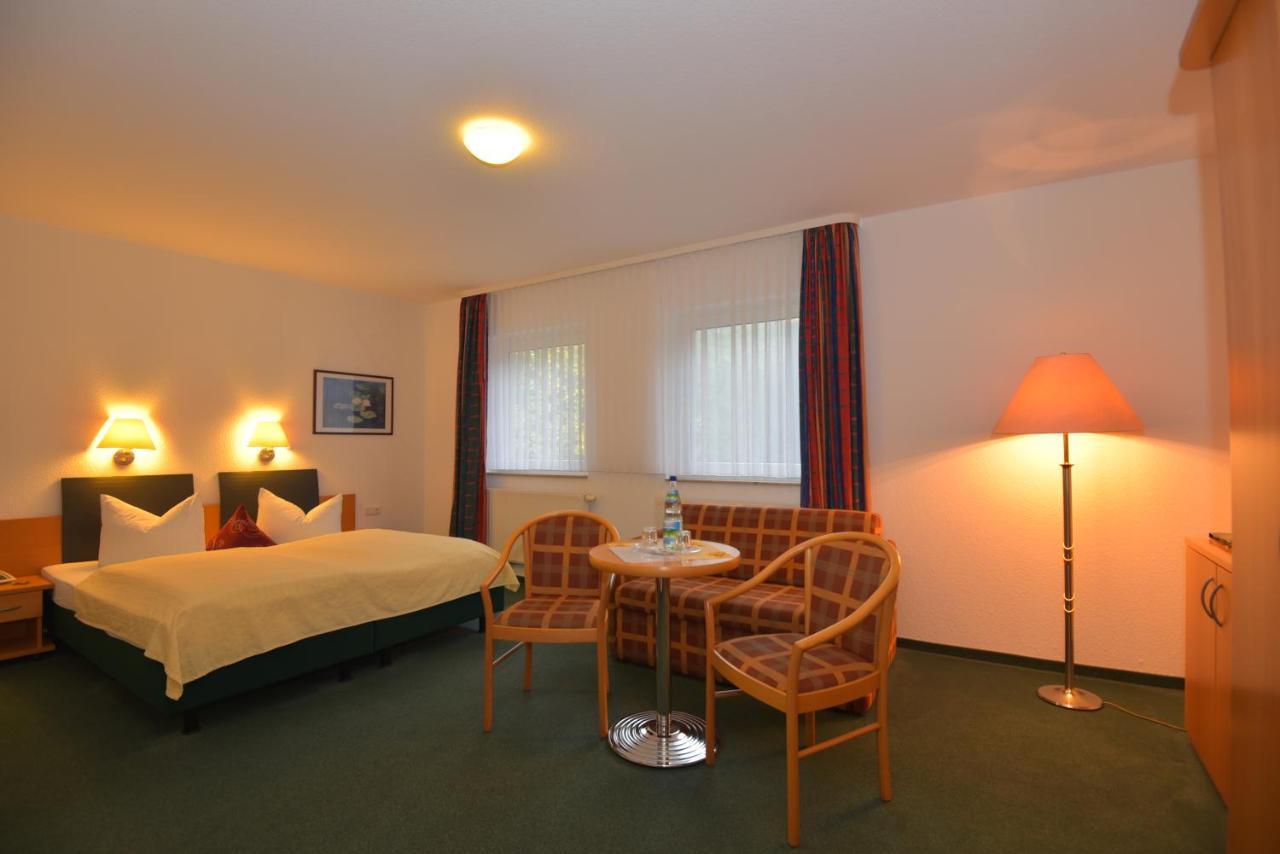 Hotel Am Wald -Garni- Elgersburg Exterior foto